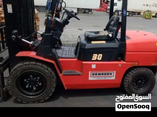 Forklift for rent 2 ton 3 ton 5 ton 7  10 aal kind best condition