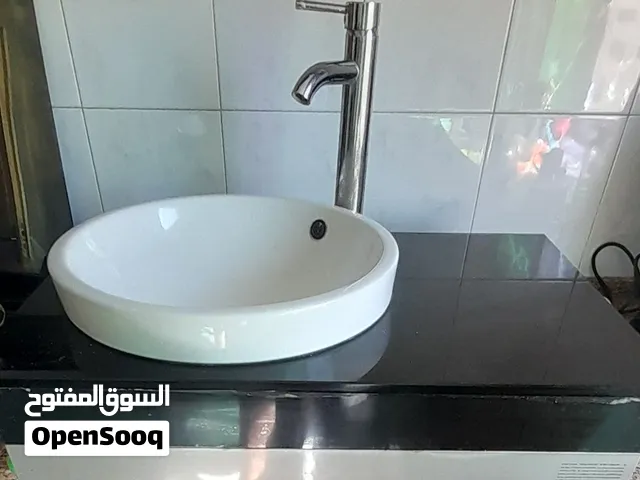 مغسلة فخمة 80*50 مع بطارية