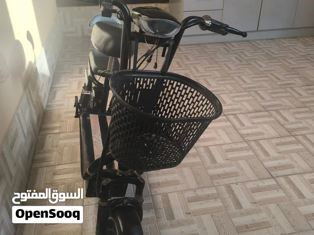 سكوتر بحالة ممتازة للبيع