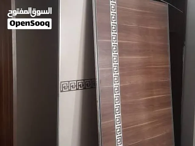 السلام عليكم متوفر دولاب سحاب زوز فرادي يبي سكا بس حقهاا15دينار والباقي امورة طيبه اقراة الوصف