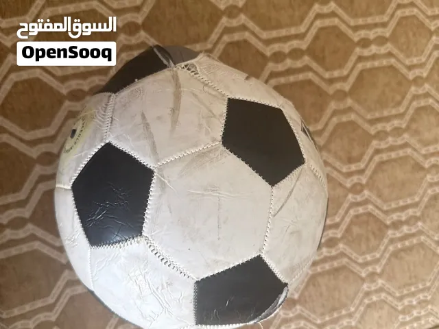 كرة قدم مستعمله