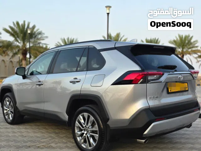 تويوتا رافور بريميوم رقم واحد الفل