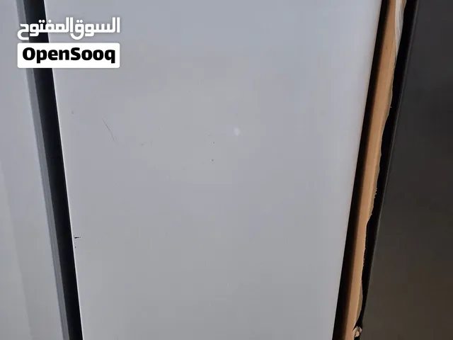 فريزر بيكو خمس ادراج 200 لتر نوفروست لون ابيض بحاله ممتازه جدا