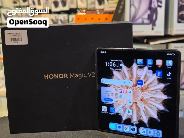Honor magic V2 foldable