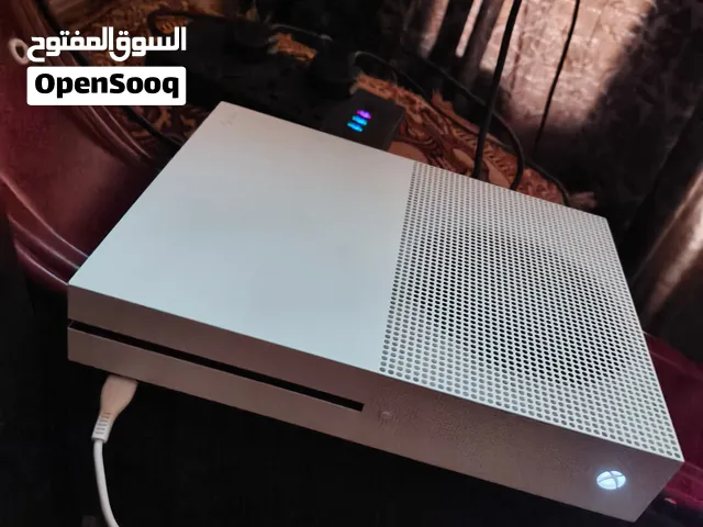 للبيع اكس بوكس وان إس راح اكتب المواصفات بل وصف ( يولد لحد يراسني واتساب لين الواتساب مال أهلي