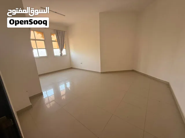 فيلا دوبلكس للايجار في زاخر العين Duplex Villa for Rent in Zakher Al Ain