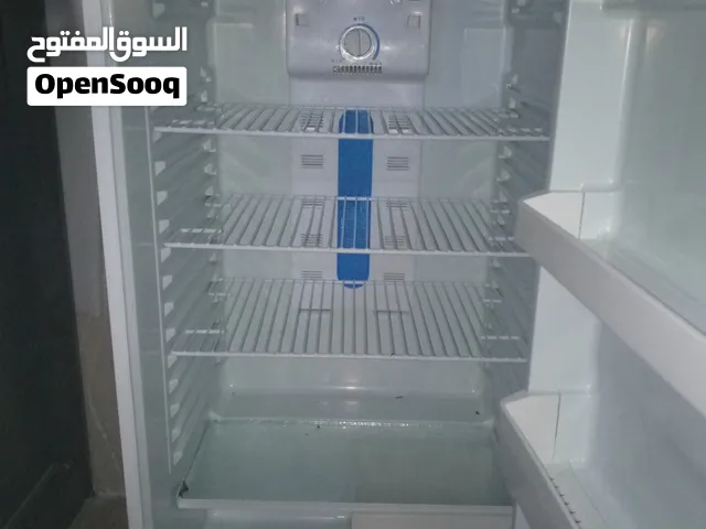ثلاجة للبيع لا تعمل بحاجة صيانه