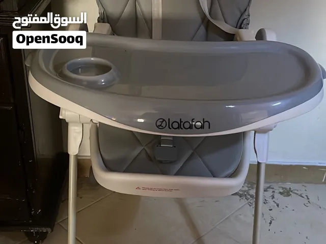 كرسي طعام للأطفال