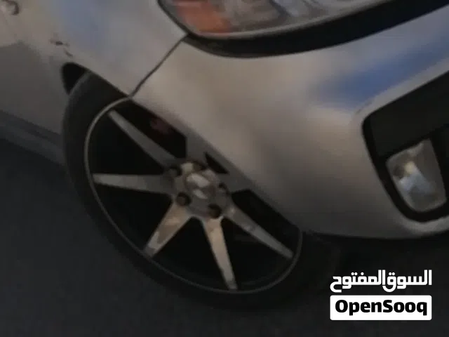 جنطات Vossen 17 خمس براغي شكل نجمه مع كوشوك ماليزي نضيف – نظافة عالية للجنط