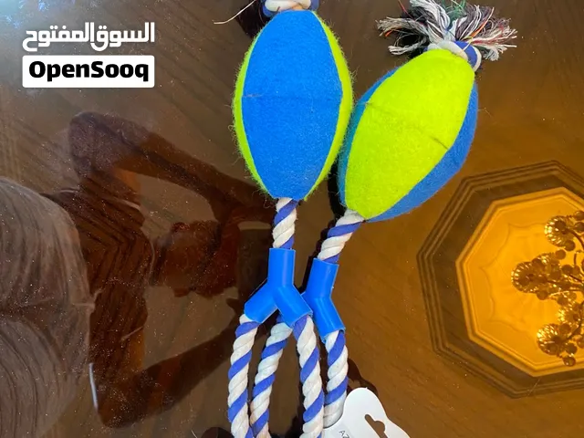 اكسسوارات للحيوانات متنوعه بضاعه محل جديده للبيع بسعر مغري جدا