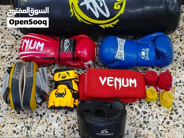معدات فنون قتالية مستعملة