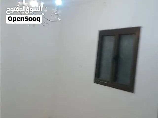 منزل للايجار في ابوستة مطلوب عنصر نسائ للمزيد من المعلومات 092745463