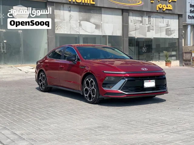 Hyundai Sonata 2025 (Red)