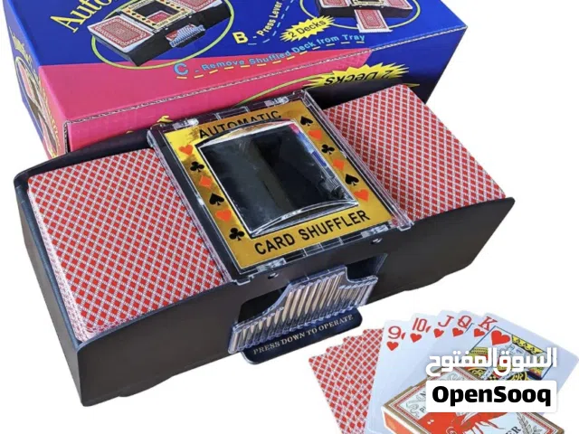 آلة خلط أوراق لعب تلقائية (Card Shuffler)