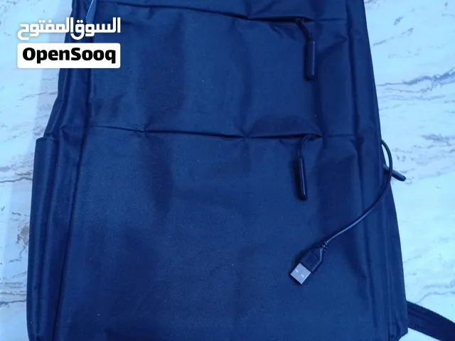 حقائب مدرسية مع منفذ USB سعرهن 15الف اثنيهن