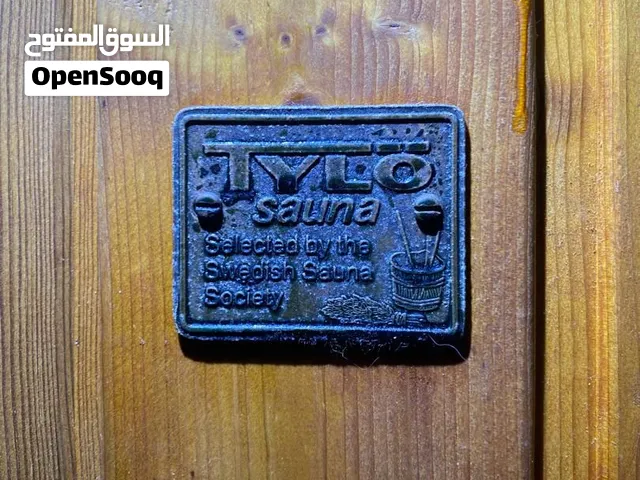 جاكوزي مع وحدات ساونا - صنعاء -هايل نظيف جدا شبه الجديد تماماً
