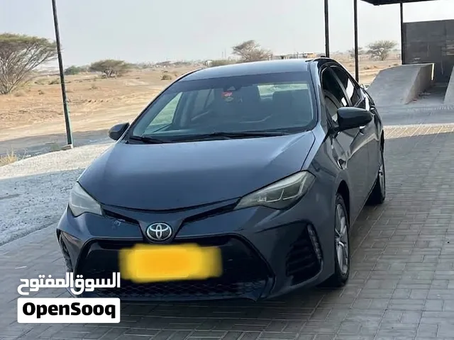 للبيع تويوتا كورولا LE موديل 2018 – وارد نظيف وممشى بسيط 79 الف فقط