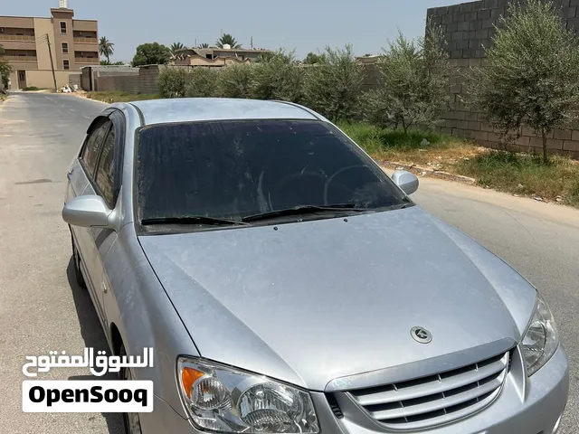2005 كيا سيراتو EX