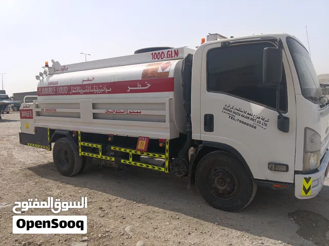ايسوزو تنكر ديزل خارق النضافة للايجار الشهري