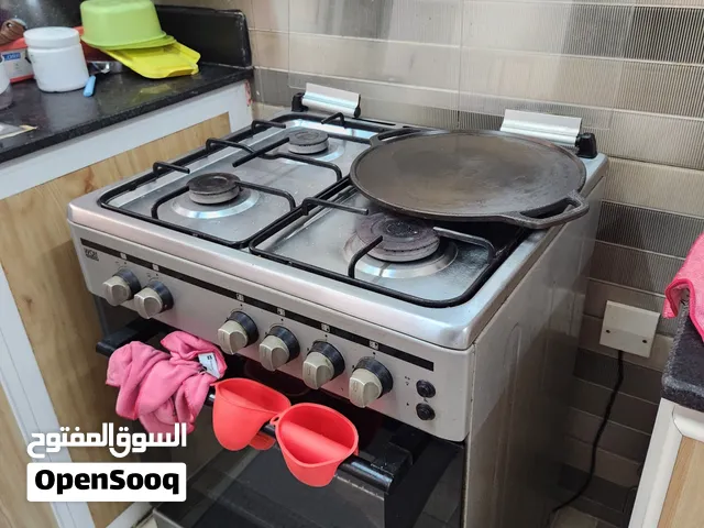 Wolf cooking range