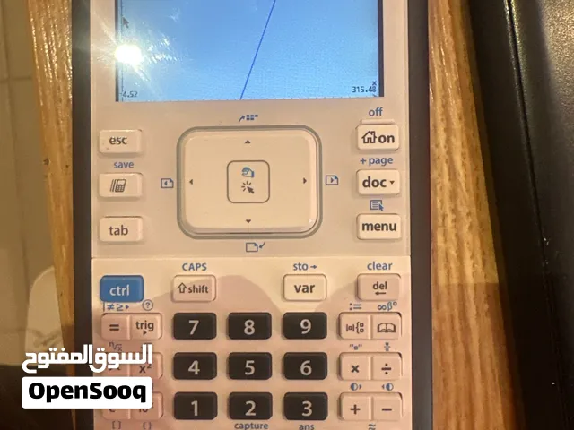 آلة حاسبة تكساس إنسيرومنتس TI-Nspire CX II مع الغطاء الأصلي - بحالة ممتازة