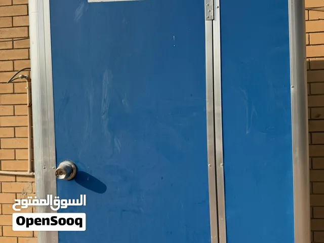 حمام للبيع نظيف