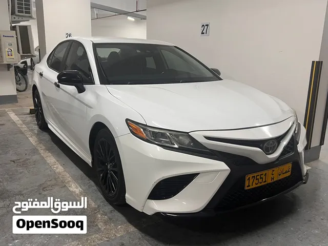 تويوتا كامري SE موديل 2019 - فئة رياضية (وارد) بحالة ممتازة
