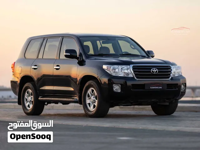Toyota Land Cruiser 2014 Black  V6  Agency  Full Insurance  Bahrain Spec  BD 9,450 Neg.