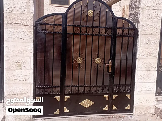 حداد متنقل . العقبه . ابومحمد جميع انواع الحداده حداد متنقل جميع انواع الحداده  حمايات ابواب شبابيك.