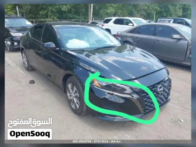 قطعة كروم دخانية أصلية – نيسان ألتيما 2024 جهة اليمين بحالة الوكالة SR