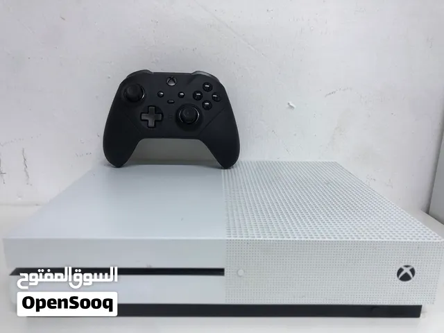 اكس بوكس وان اس + كنترولر ايليت 2 كنترولر احترافي ونضيف وممتاز لا تفوت الفرصه قابل للتفاوض بشكل بسيط