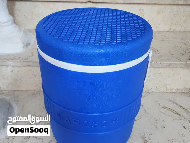 حافظة ماء (كولر ماء / حافظة برودة) دائرية بلون أزرق مع حنفية سفلية، ماركة ARASS.