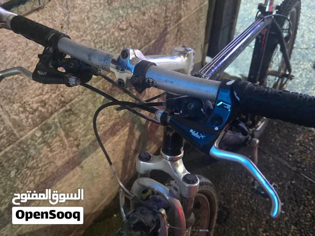 بسكليت المنيوم نمرة 26 للبيع فقط 100 شيقل شغال تمام