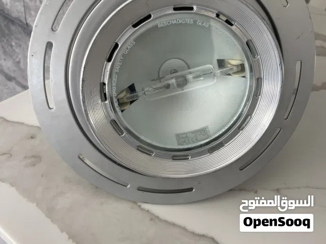 للبيع كشاف إنارة Mondial 60W مع محول إيطالي ولمبة ألماني