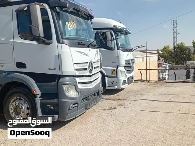 2راس تريلا مرسيدس ام بي فور ميجا