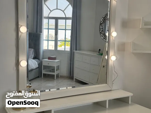 تسريحة ايكيا TYSSEDAL + مراية بإضاءة LED  IKEA TYSSEDAL Dressing Table + LED Mirror