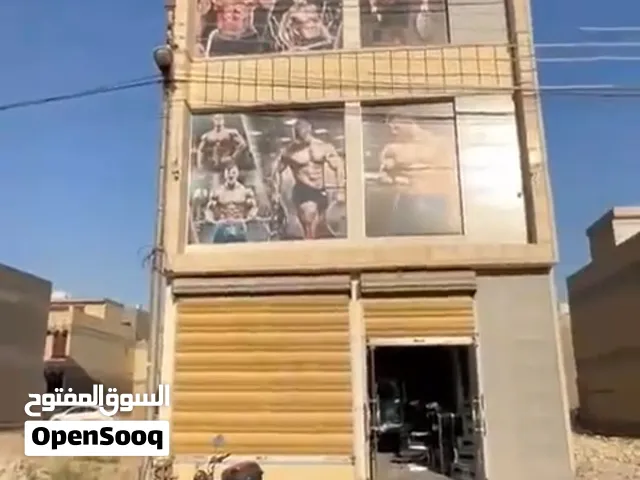 للبيع بنايه من ثلاث طوابق  للاستفسار