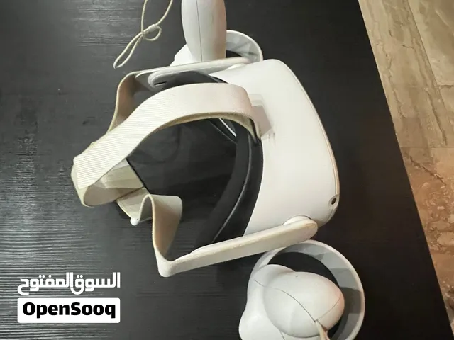 vr meta quest oculus 2  مع ألعاب بقيمة تقارب ال 100$ قابل للمفاوضة