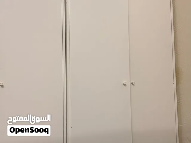 خزانه بيضاء ايكيا جديد