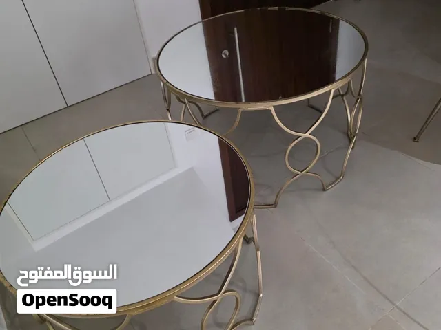طاولات زجاجية