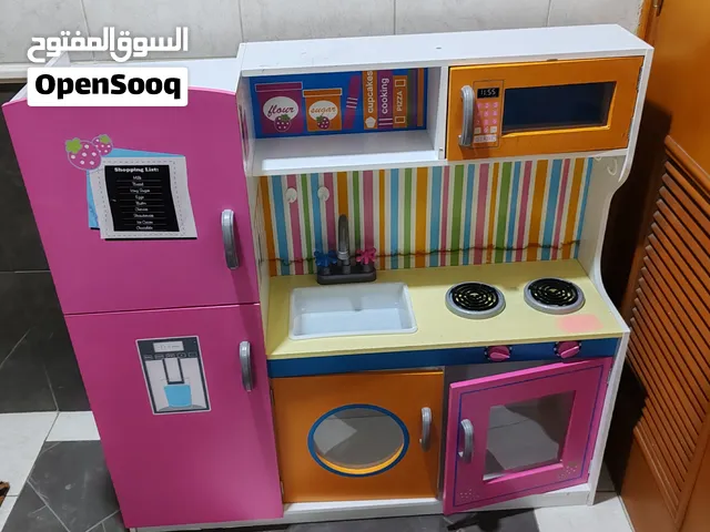Toy kitchen