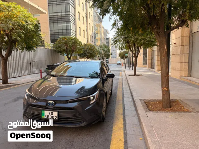 Sedan Toyota in Amman