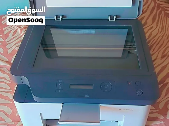 طابعة HP الاسم HP Laser MFP 135a معاها وصلة دخول الكهرباء زايد وصلة الهاتف USB اتش بي حالة شبه جديد