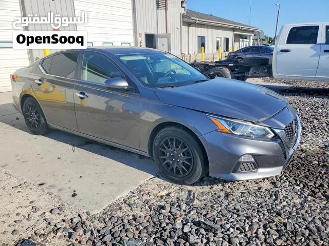 Used Nissan Altima in Al Batinah