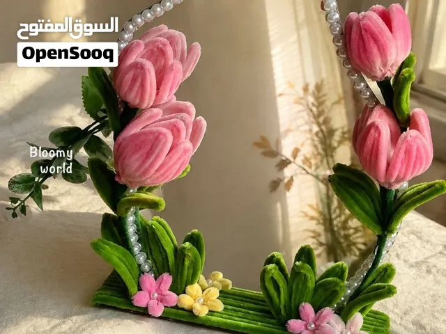 اكسسوار للمنزل ومرايا مزينة