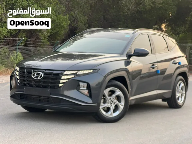 هيونداي توسان موديل 2022 خليجي 4 سلندر مكينة 2.0 السيارة بحاله الوكالة