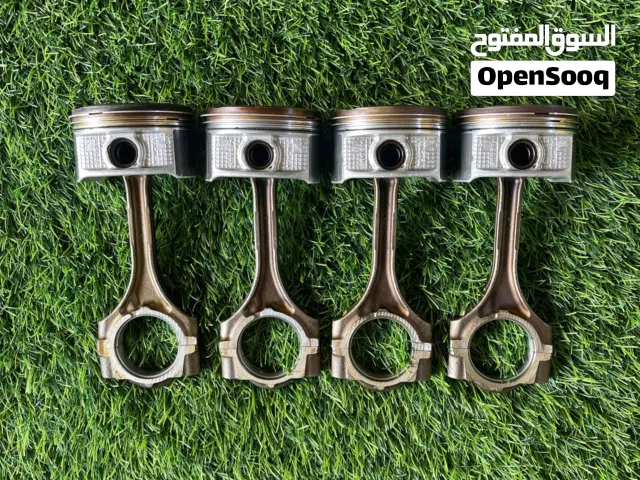 قطع غيار كامري اربعه سلندر من مديل 2003 الى 2010 جديده وكاله استخدام فتره بسيطه بدون اي مشاكل