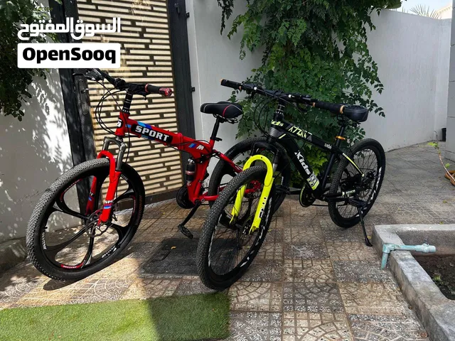 سياكل شبة جديدة استخدام بسيط بحالة ممتازة