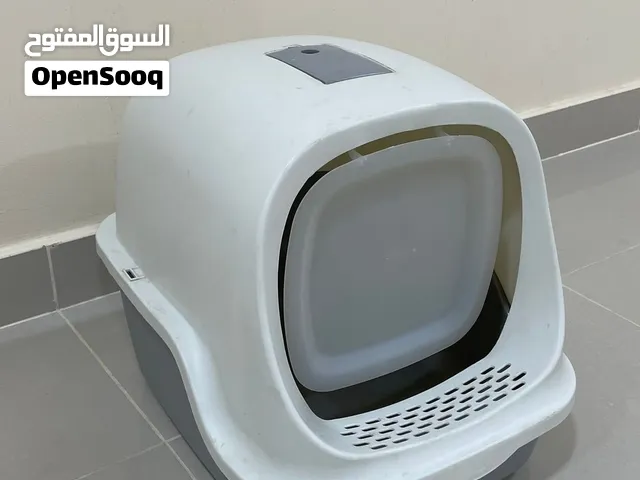 Cat litter box