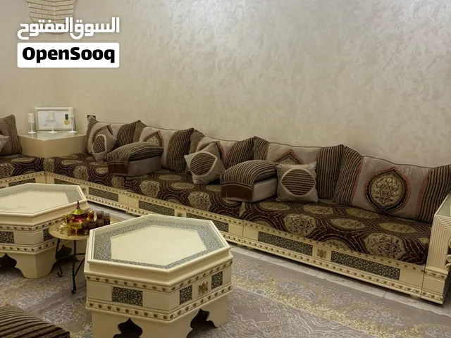 طقم كنب جلسه مغربي،مستعمل بحاله جيده